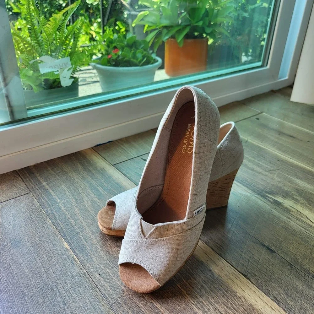 TOMS Winn Classic Wedge Birch Jacquard Grey Peep Toe Cork Heels 10015875 Size 7